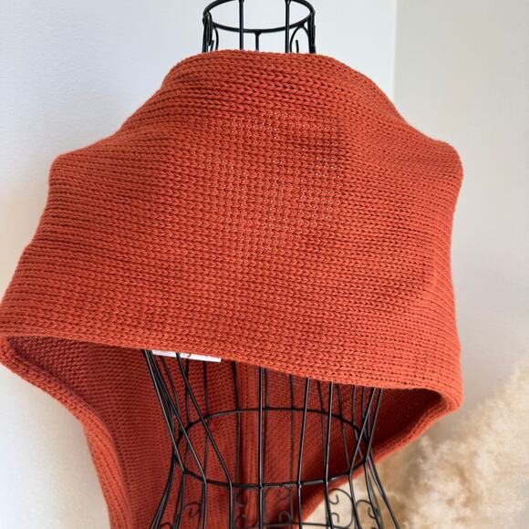 PURE Handknit Rust Orange Cotton Scarf Wrap With Wooden Buttons NEW - Picture 5 of 9